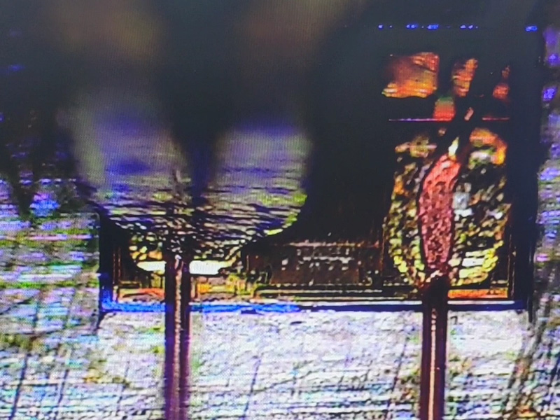 伺服加壓點(diǎn)焊機(jī)頭 - 伺服電機(jī)驅(qū)動(dòng)機(jī)頭 - 9 0.03mm漆包線與晶圓芯片焊接